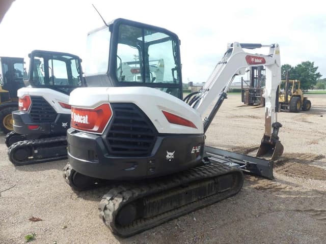 Image of Bobcat E42 equipment image 2
