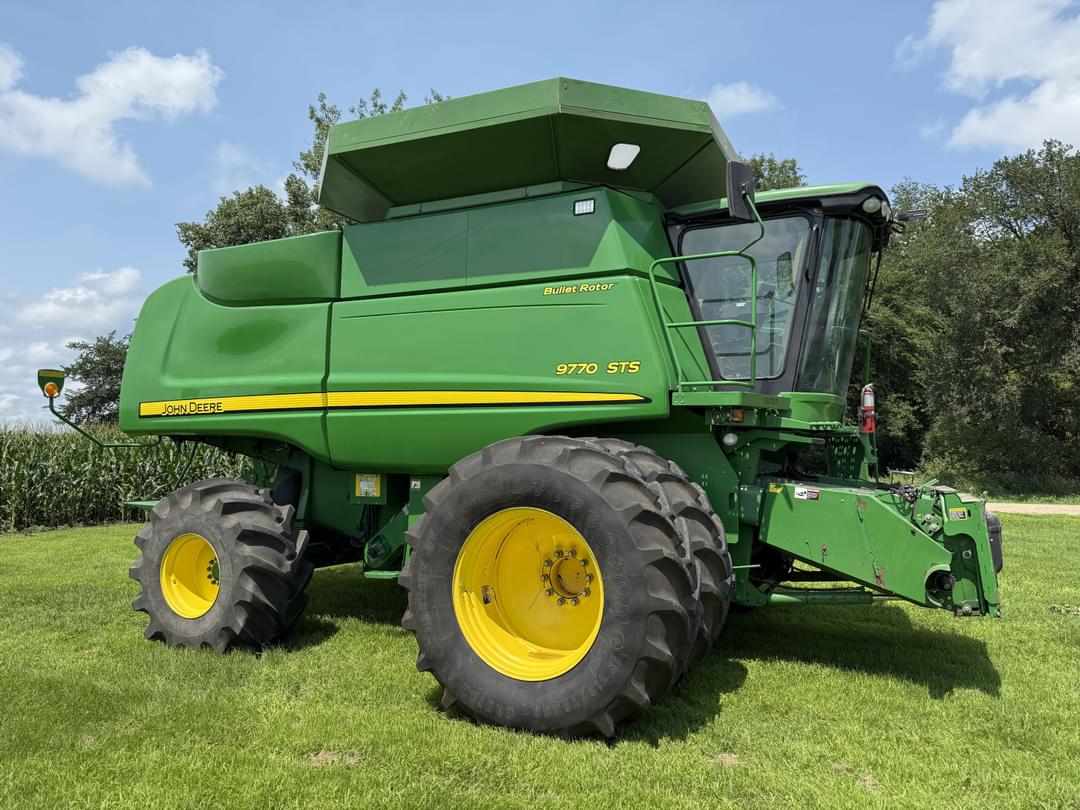 Image of John Deere 9770 STS Primary image