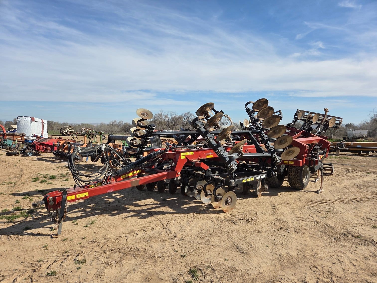Case IH Ecolo-Tiger 875 Equipment Image0