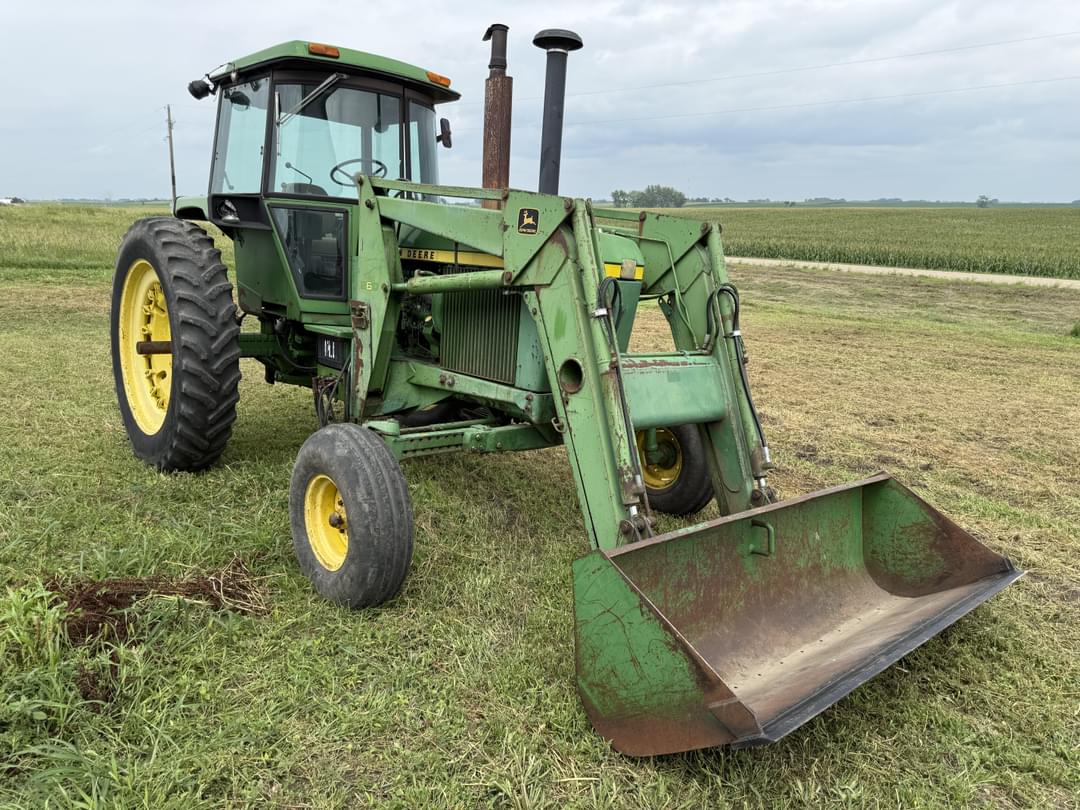 Image of John Deere 4430 Primary image