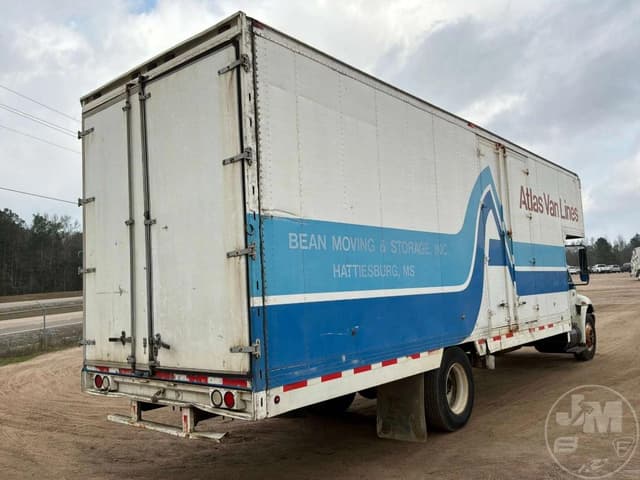 Image of International 4300 equipment image 4