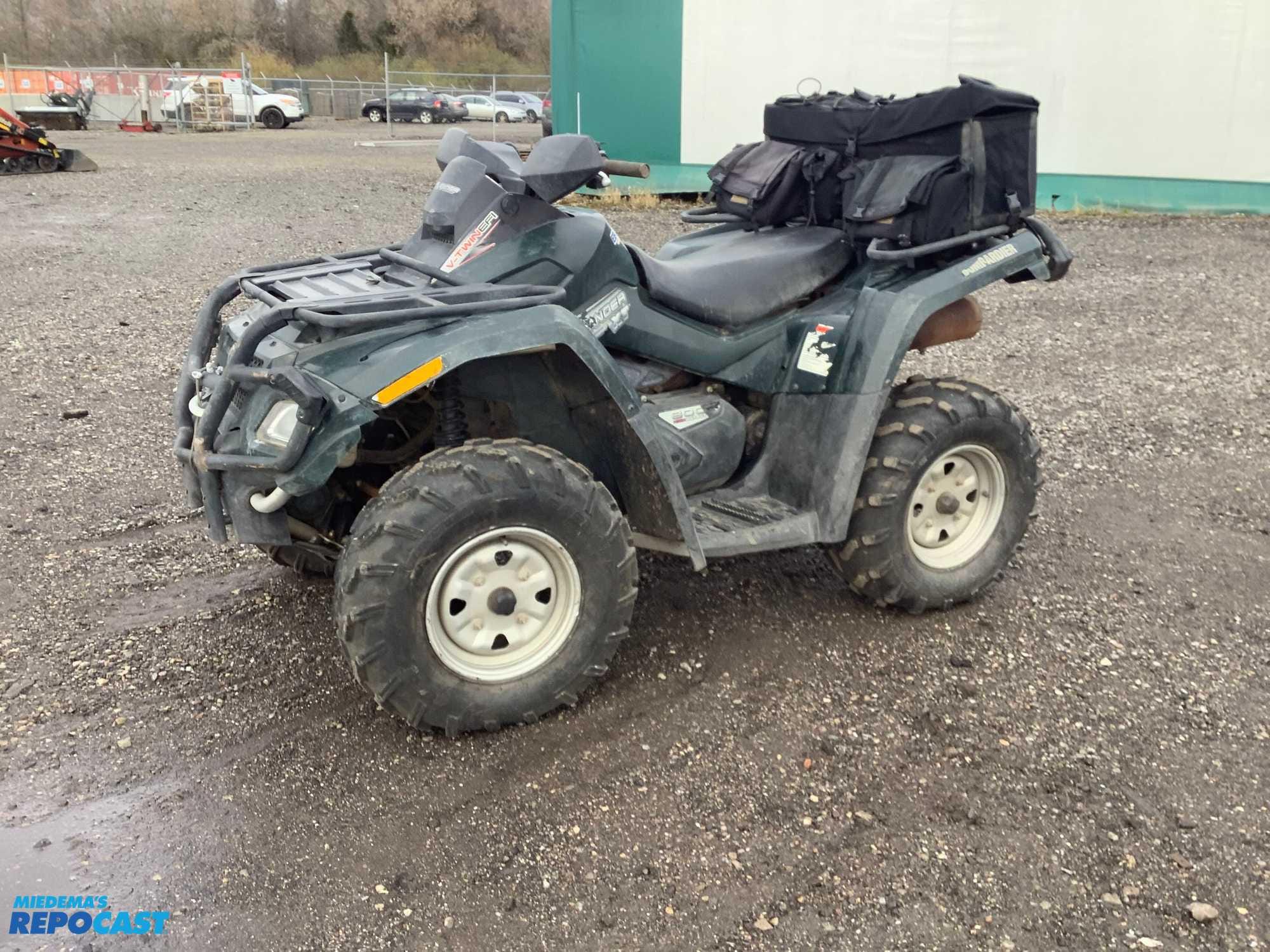 Main image Bombardier Outlander