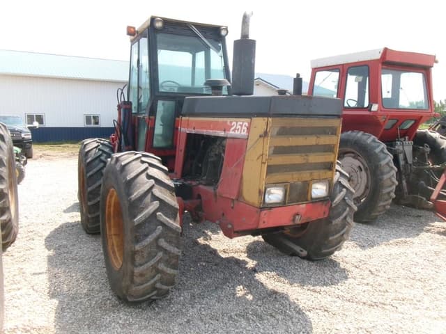 Image of Versatile 256 equipment image 1