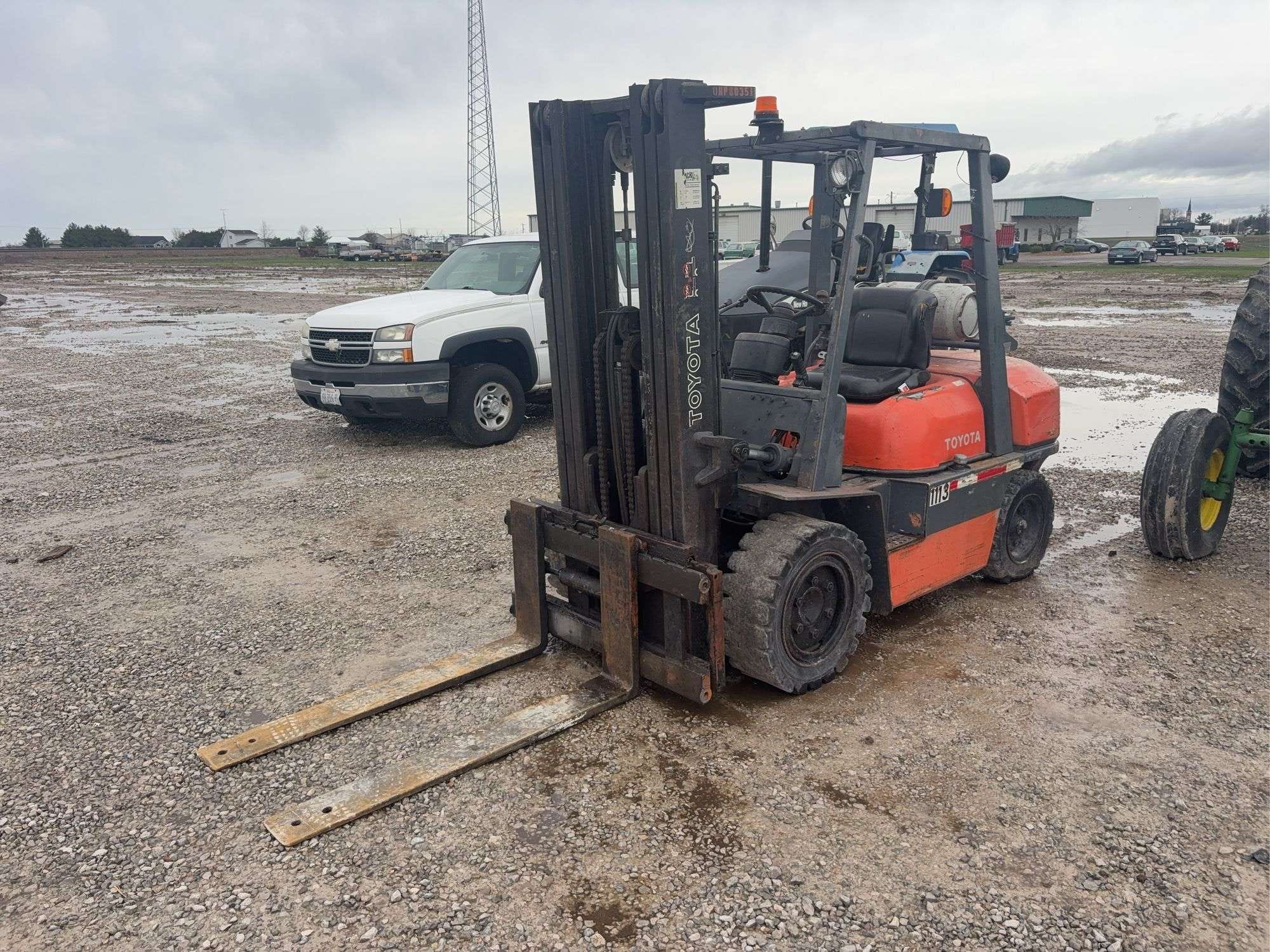 Toyota 52-6FGU35 Equipment Image0