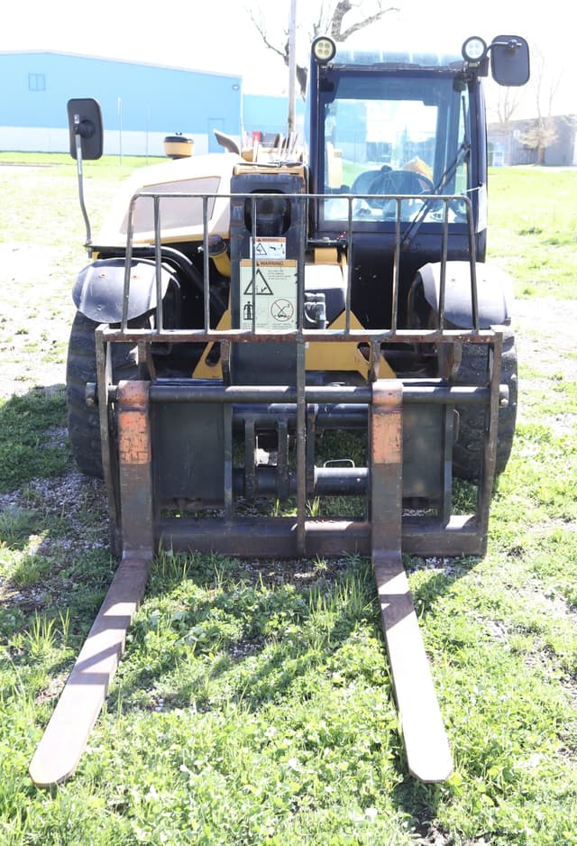 Image of Caterpillar TH255C equipment image 1