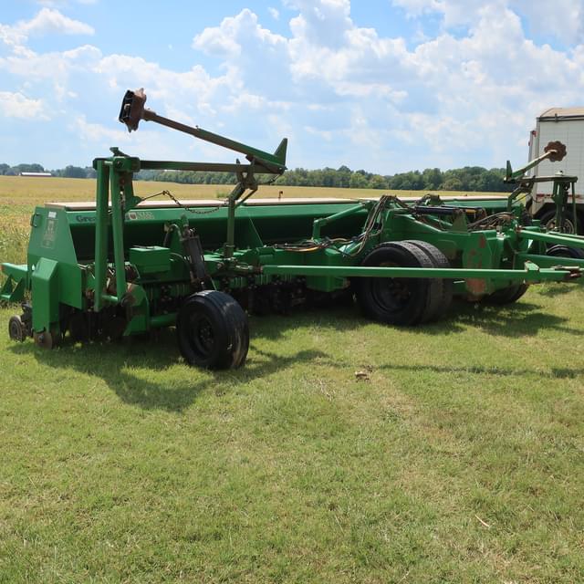 Image of Great Plains Solid Stand 30 equipment image 3