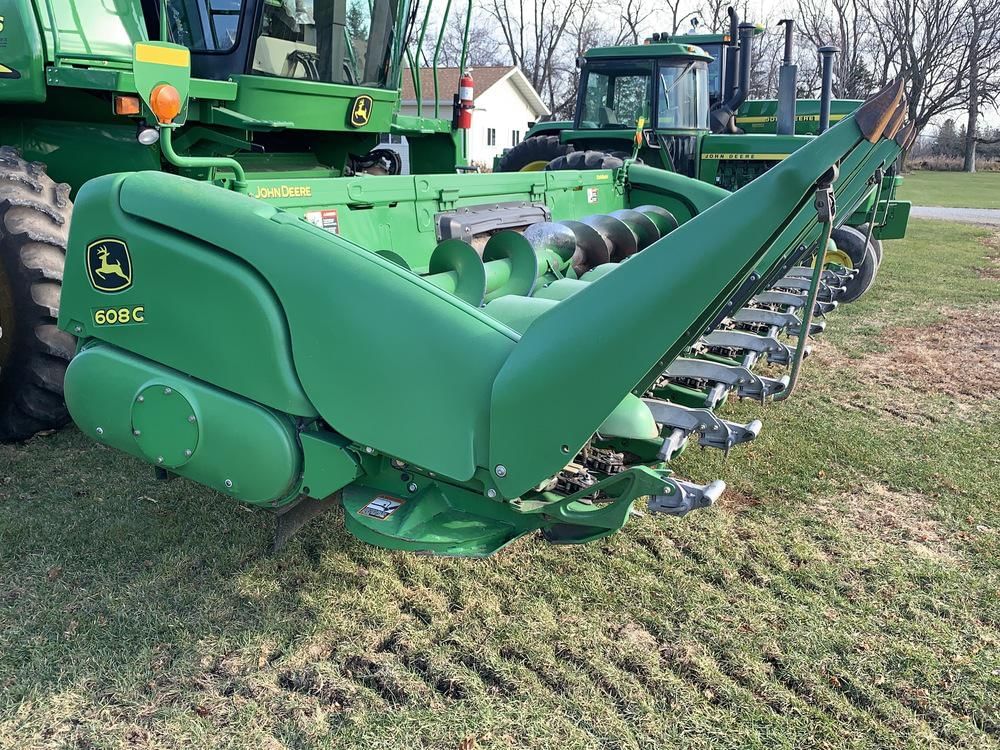 Main image John Deere 608C