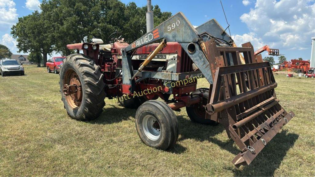 Image of International Harvester 806 Primary image