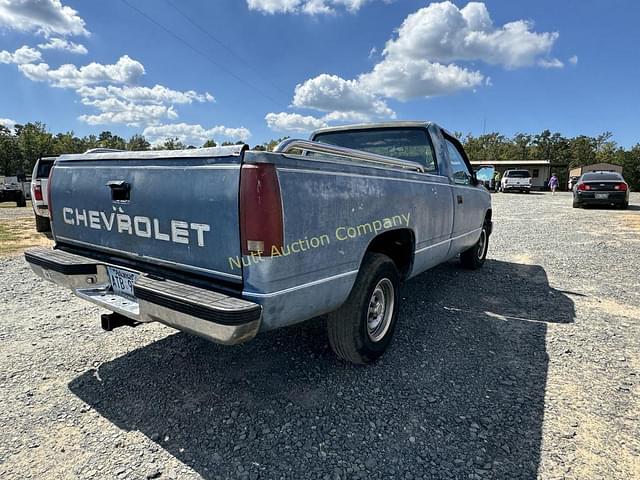 Image of Chevrolet 1500 equipment image 4