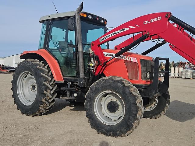 Image of Massey Ferguson 5455 equipment image 1