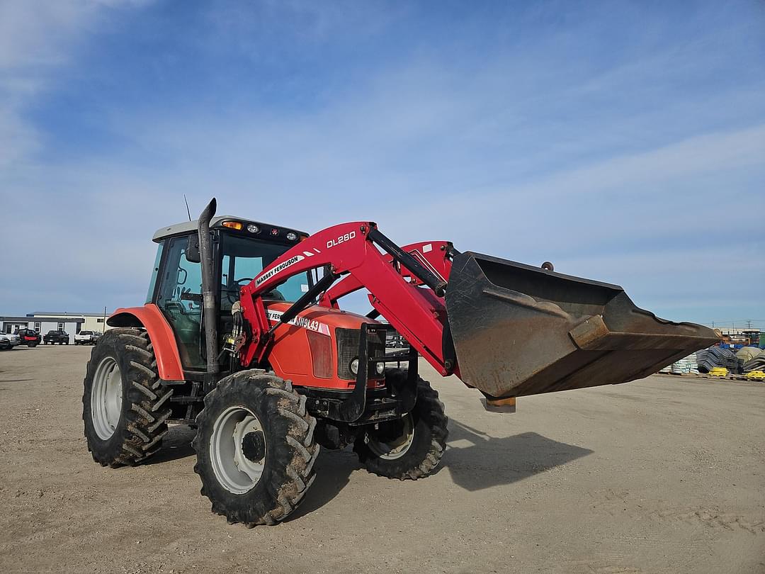 Image of Massey Ferguson 5455 Primary image