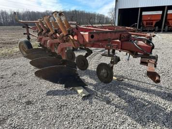 Main image International Harvester 720