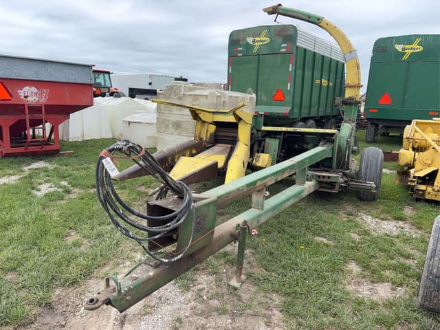 Image of John Deere 3960 equipment image 1
