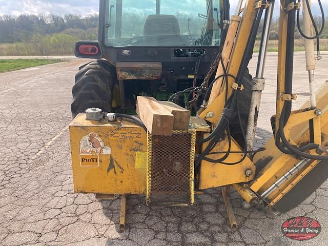 Image of John Deere 2355 equipment image 4