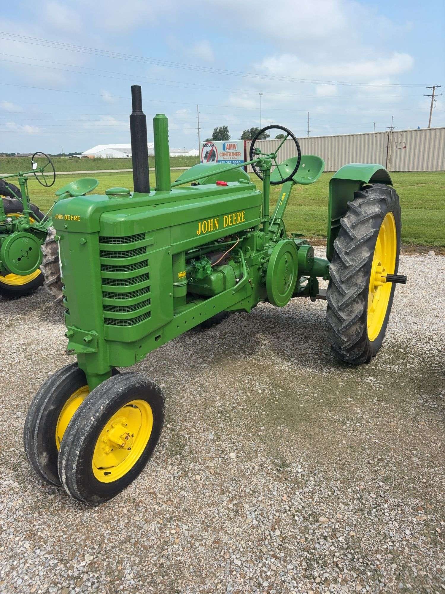 1941 John Deere B Equipment Image0