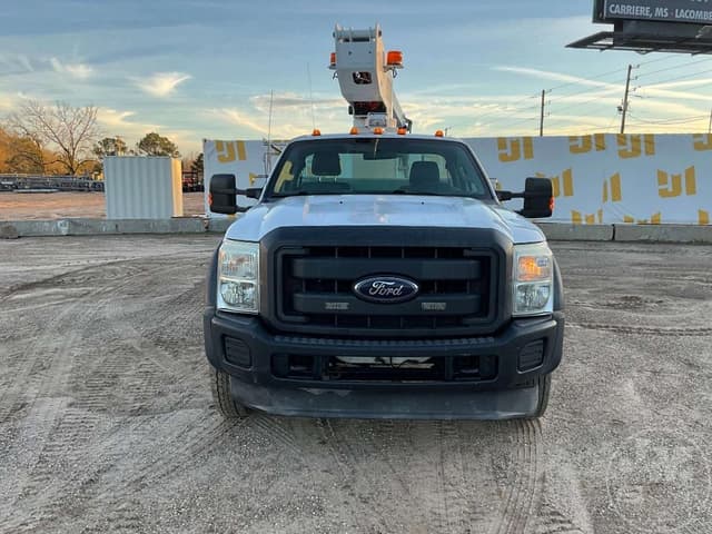 Image of Ford F-450 equipment image 1