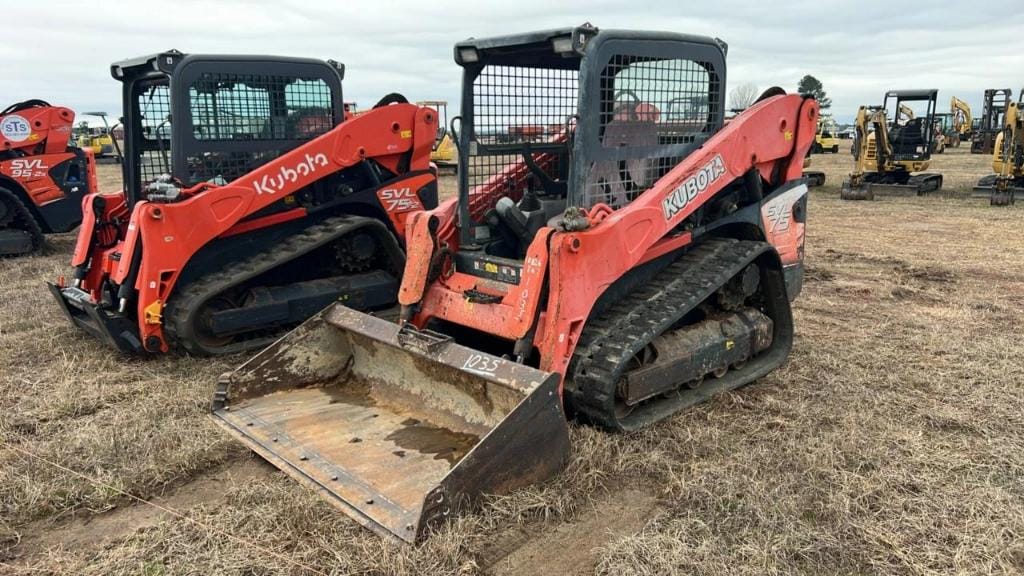 2012 Kubota SVL75 Equipment Image0