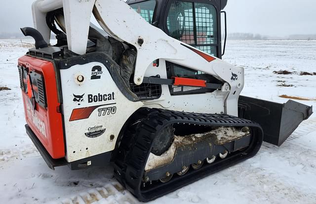 Image of Bobcat T770 equipment image 2