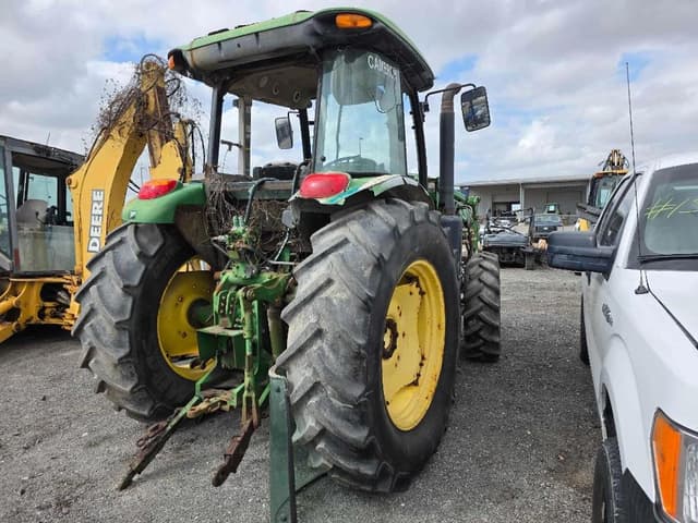 Image of John Deere 6120E equipment image 4