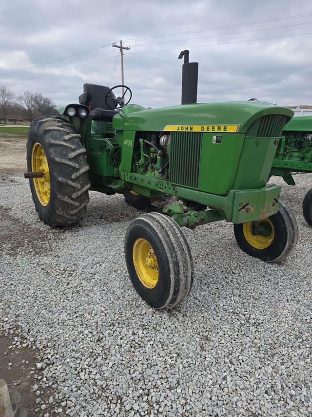 Image of John Deere 4020 equipment image 1
