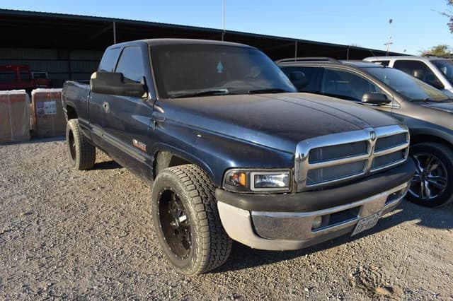 Image of Dodge Ram 2500 equipment image 1