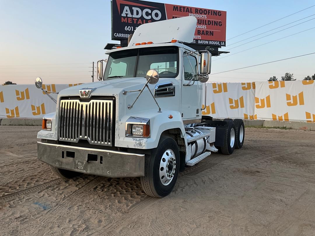 Image of Western Star 4700SF Primary image