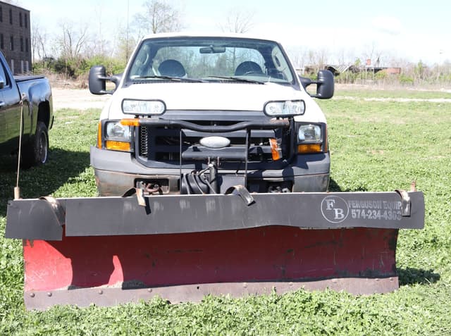 Image of Ford F-250 equipment image 1