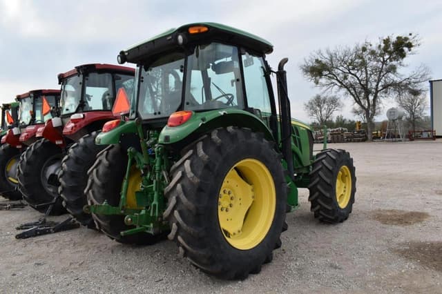 Image of John Deere 5115M equipment image 2