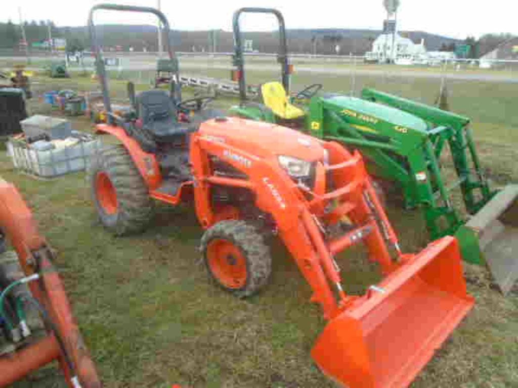 Main image Kubota B2650