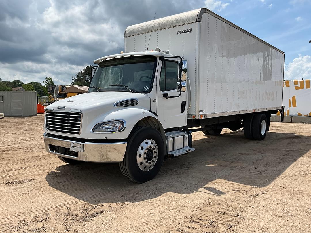 Image of Freightliner M2 Primary image