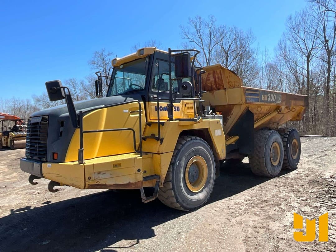 Image of Komatsu HM300-3 Primary image