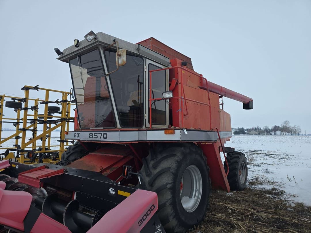 Image of Massey Ferguson 8570 Primary image