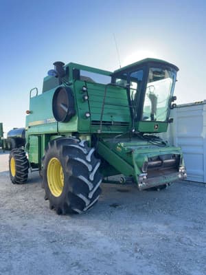 John Deere 7720 Titan II Image