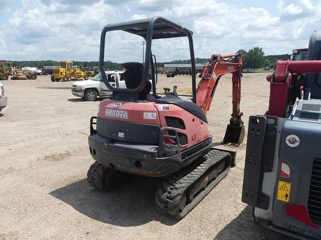 Image of Kubota KX71-3S equipment image 2