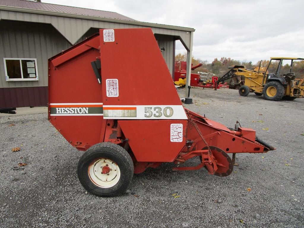 Main image Hesston 530