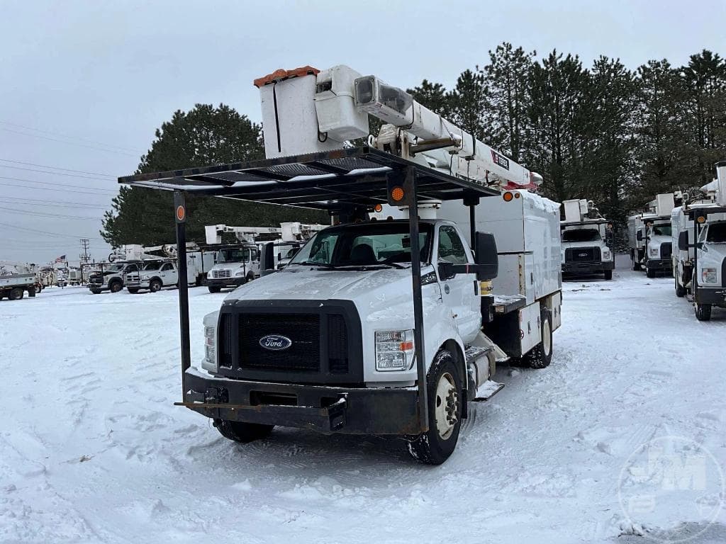 Image of Ford F-750 Primary image