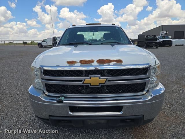 Image of Chevrolet 2500HD equipment image 1