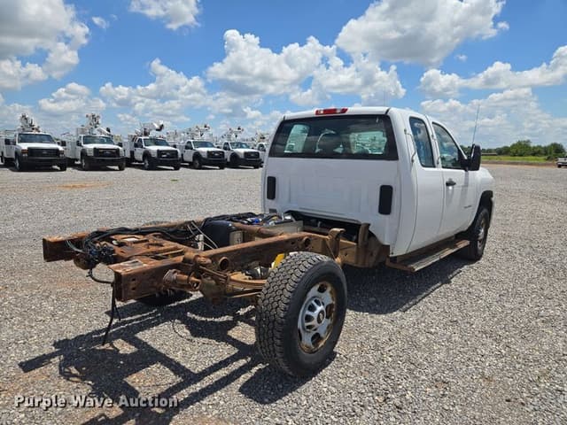 Image of Chevrolet 2500HD equipment image 4