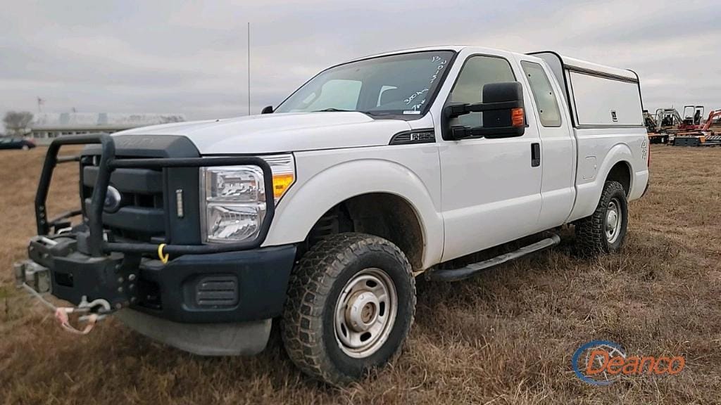 2013 Ford F-250 Equipment Image0