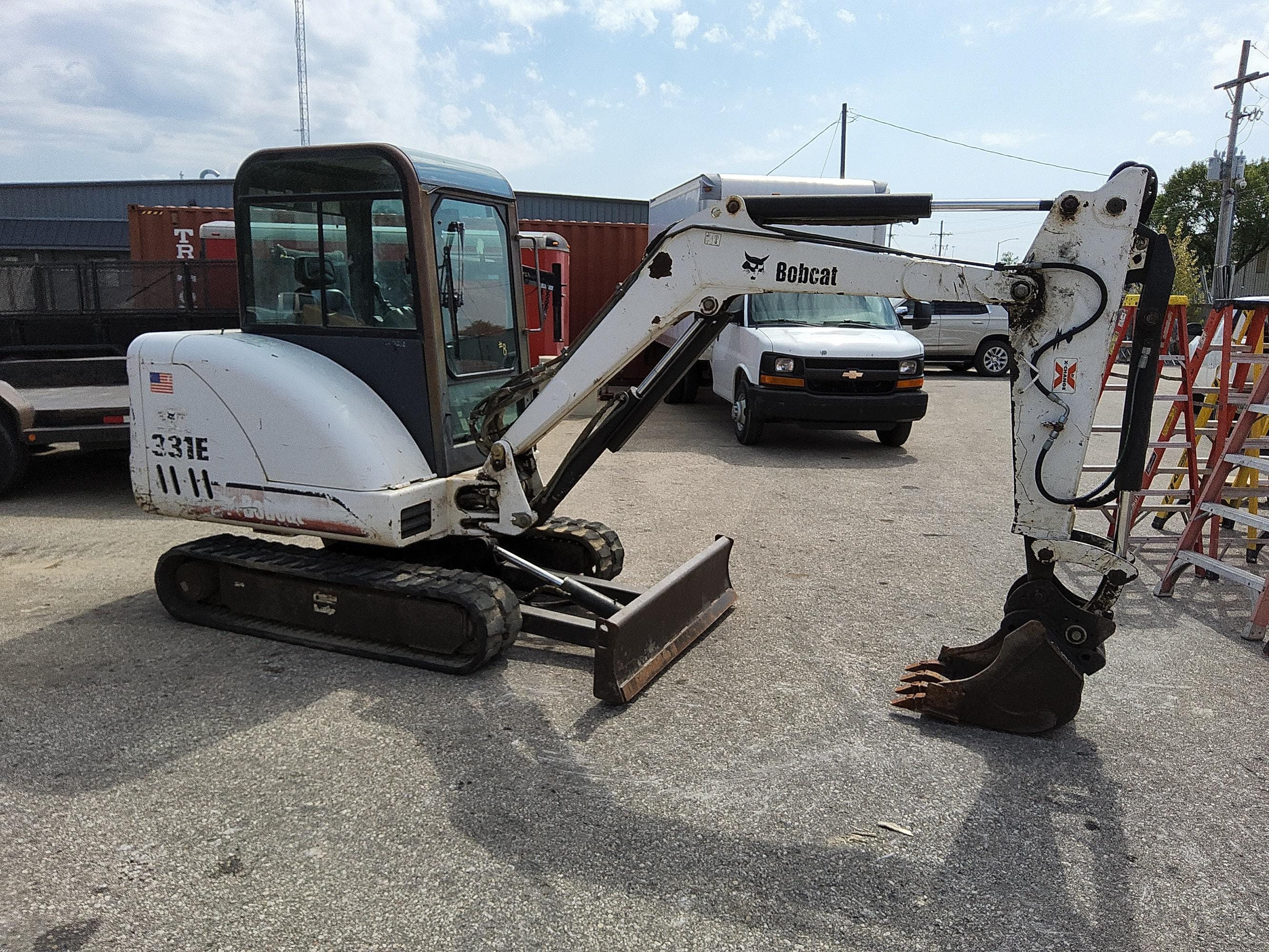Main image Bobcat 331E