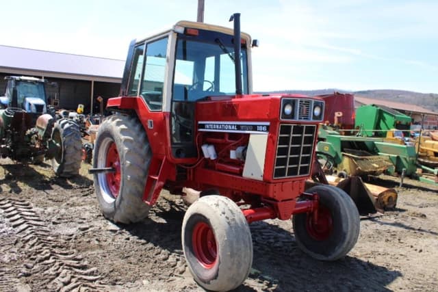 Image of International Harvester Hydro 186 equipment image 1