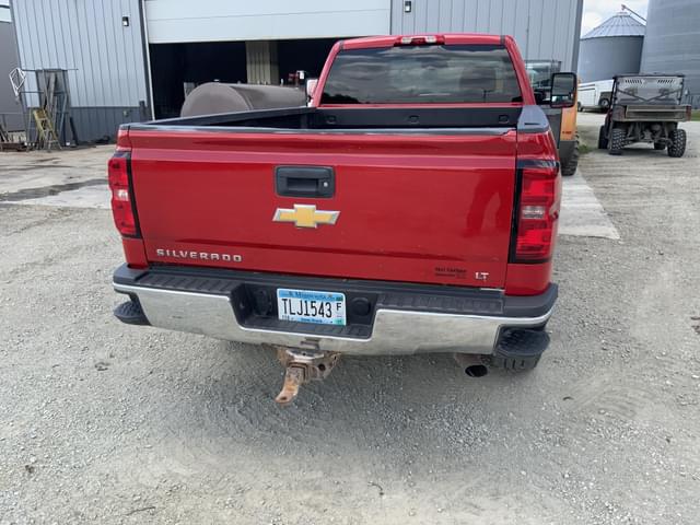 Image of Chevrolet 3500 equipment image 3