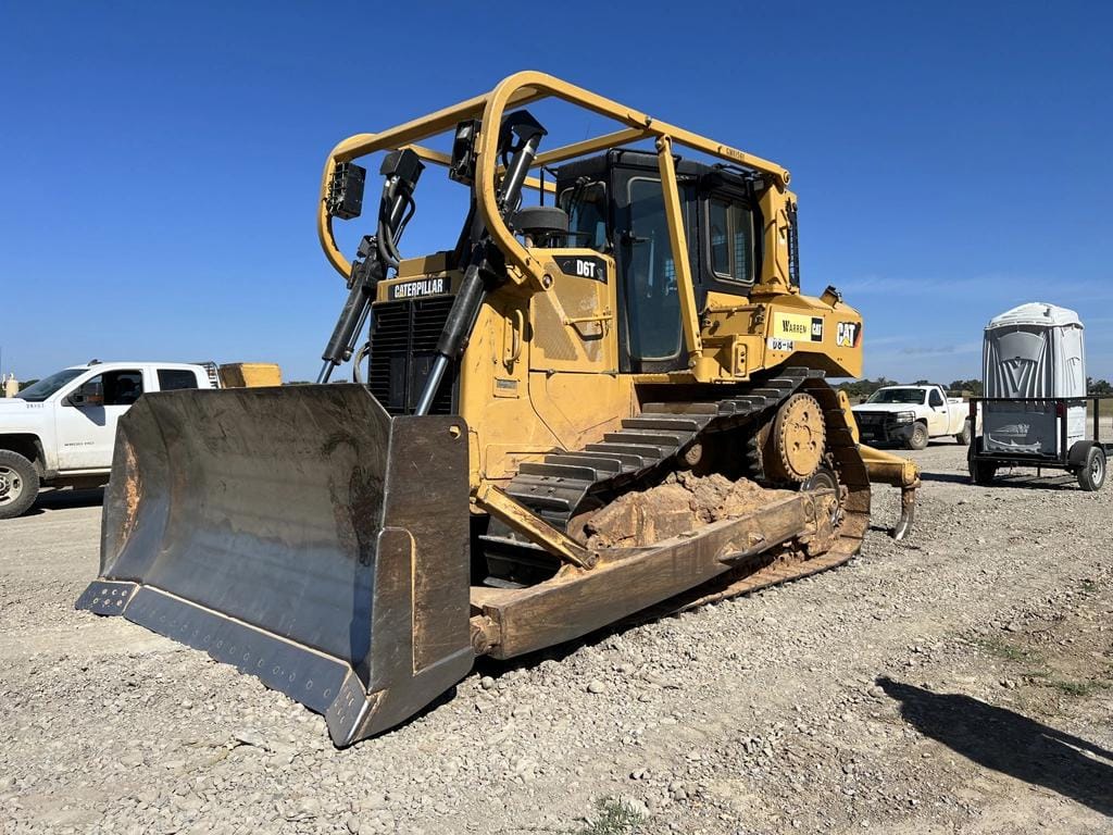 Main image Caterpillar D6T