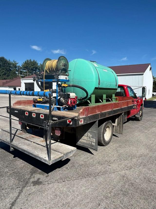 Image of GMC 3500 equipment image 3