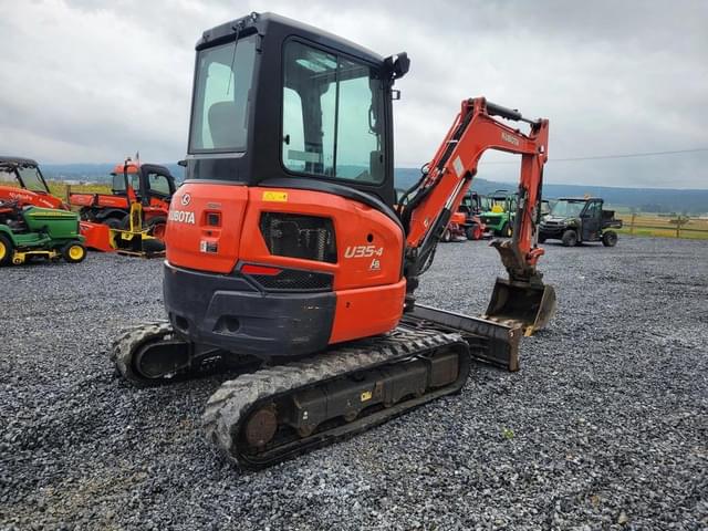 Image of Kubota U35-4 equipment image 3