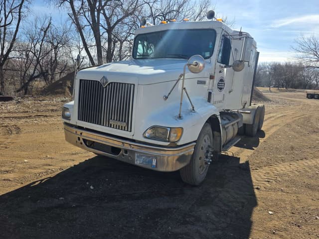 Image of International 9200 equipment image 3