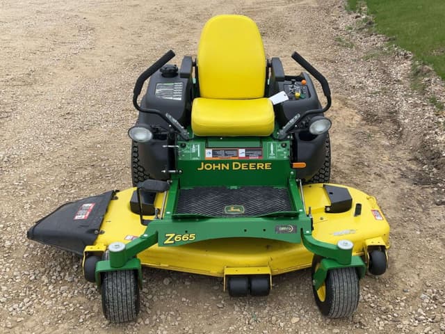 Image of John Deere Z665 equipment image 1