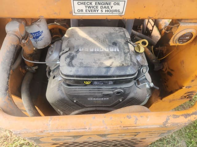 Image of J.I. Case 1816B equipment image 4