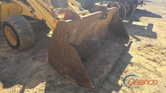 Image of New Holland LB75 equipment image 2