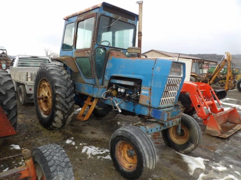 SOLD - Ford 8600 Lot No. 289 Tractors with 2,058 Hrs | Tractor Zoom